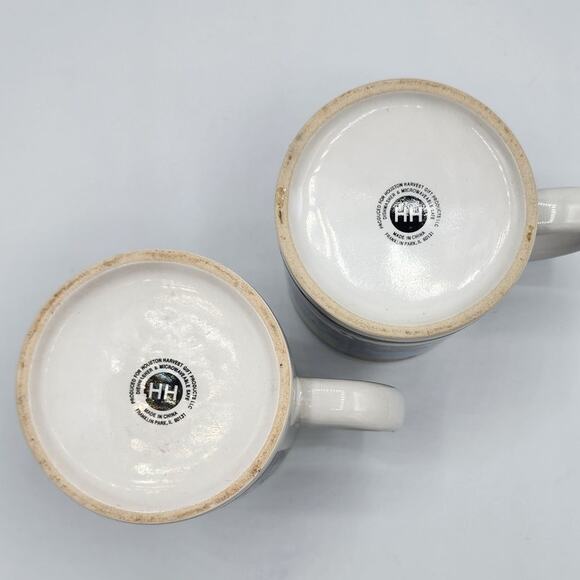 Vintage 1990 Currier & Ives Ceramic Coffee Mug Set, Country Winter Barn & Lake - Picture 6 of 8